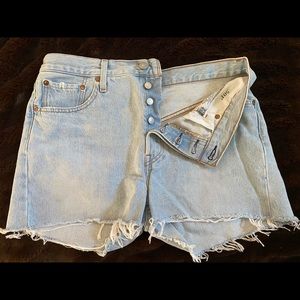 Levi’s 501 high rise short
